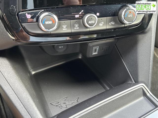 Opel / Mokka / Schwarz / / / SHZ+KAMERA+LED+PDC+17LM