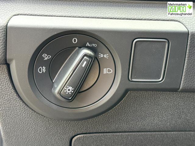 Volkswagen / T-Cross / Silber / / / MATRIX+SHZ+KAMERA+ACC+18'' ALU+KESSY+APP