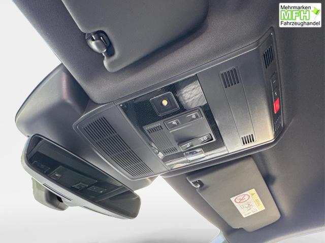Volkswagen / T-Cross / Silber / / / MATRIX+SHZ+KAMERA+ACC+18'' ALU+KESSY+APP