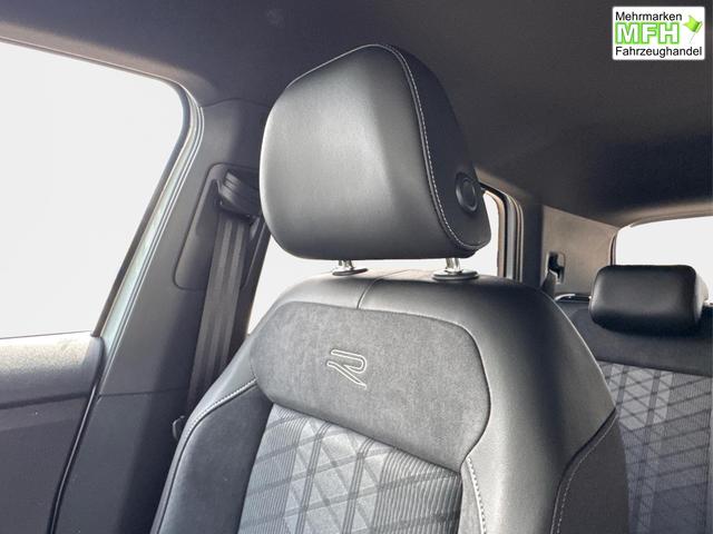 Volkswagen / T-Cross / Silber / / / MATRIX+SHZ+KAMERA+ACC+18'' ALU+KESSY+APP
