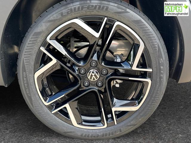 Volkswagen / T-Cross / Grau / / / MATRIX+SHZ+KAMERA+ACC+18'' ALU+KESSY+APP, Bei den verwendeten Bildern kann es sich um Beispielbilder handeln, ggf. teilweise mit Sonderausstattung.