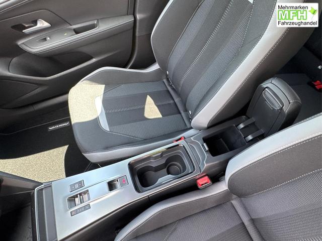 Opel / Mokka / Silber / / / SHZ+KAMERA+LED+PDC+17LM