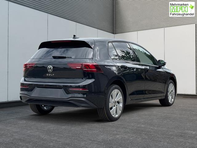 Volkswagen / Golf / Schwarz / / / ACC+SHZ+KLIMA+KAMERA+APP CONNECT+LED+17 ALU