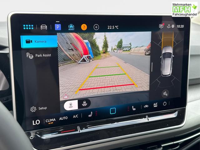 Volkswagen / Golf / Grau / / / ACC+SHZ+KLIMA+KAMERA+APP CONNECT+LED+17 ALU
