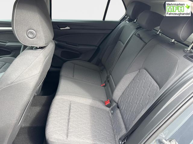 Volkswagen / Golf / Grau / / / ACC+SHZ+KLIMA+KAMERA+APP CONNECT+LED+17 ALU