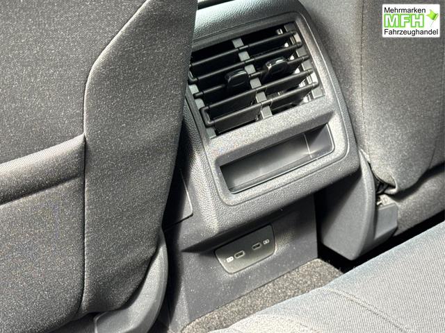 Volkswagen / Golf / Grau / / / ACC+SHZ+KLIMA+KAMERA+APP CONNECT+LED+17 ALU
