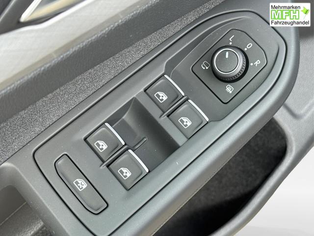 Volkswagen / Golf / Grau / / / ACC+SHZ+KLIMA+KAMERA+APP CONNECT+LED+17 ALU