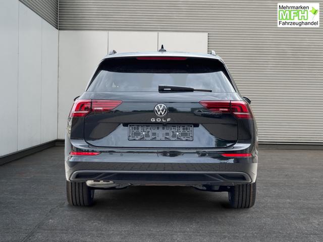 Volkswagen / Golf Variant / Schwarz / / / AHK+ACC+eHK+KAMERA+SHZ+KLIMA+LED+17 ALU