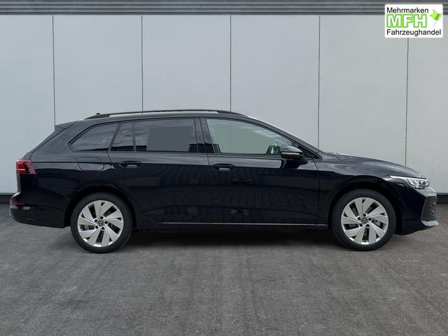 Volkswagen / Golf Variant / Schwarz / / / AHK+ACC+eHK+KAMERA+SHZ+KLIMA+LED+17 ALU