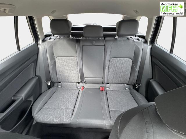Volkswagen / Golf Variant / Schwarz / / / AHK+ACC+eHK+KAMERA+SHZ+KLIMA+LED+17 ALU