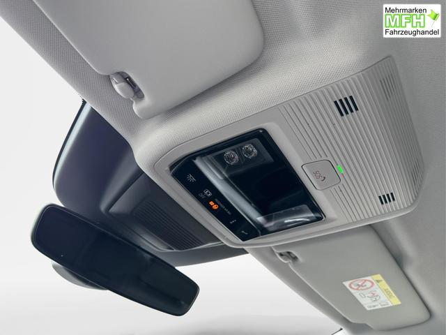 Volkswagen / Golf Variant / Grau / / / AHK+ACC+eHK+KAMERA+SHZ+KLIMA+LED+17 ALU