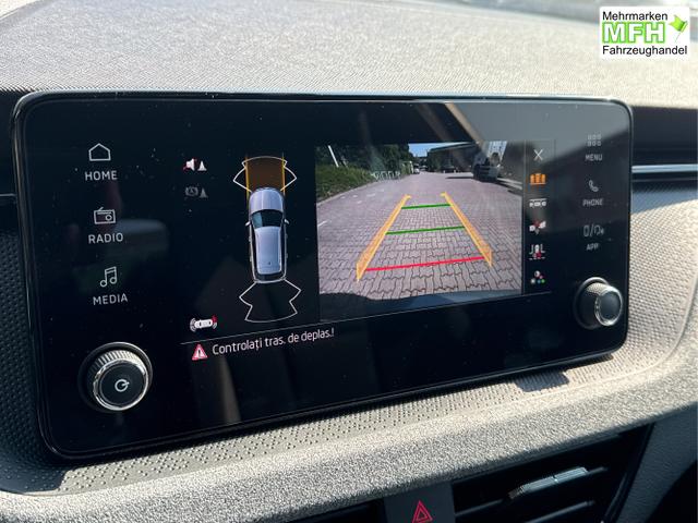 Skoda / Kamiq / Silber / / / SHZ+KAMERA+SMARTLINK+PDC+LED+16 ALU, Bei den verwendeten Bildern kann es sich um Beispielbilder handeln, ggf. teilweise mit Sonderausstattung.