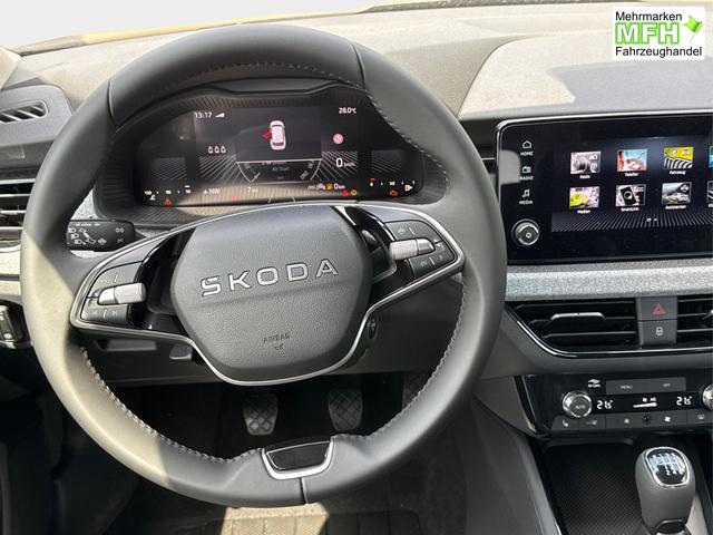 Skoda / Kamiq / Grau / / / SHZ+KAMERA+SMARTLINK+PDC+LED+16 ALU, Bei den verwendeten Bildern kann es sich um Beispielbilder handeln, ggf. teilweise mit Sonderausstattung.