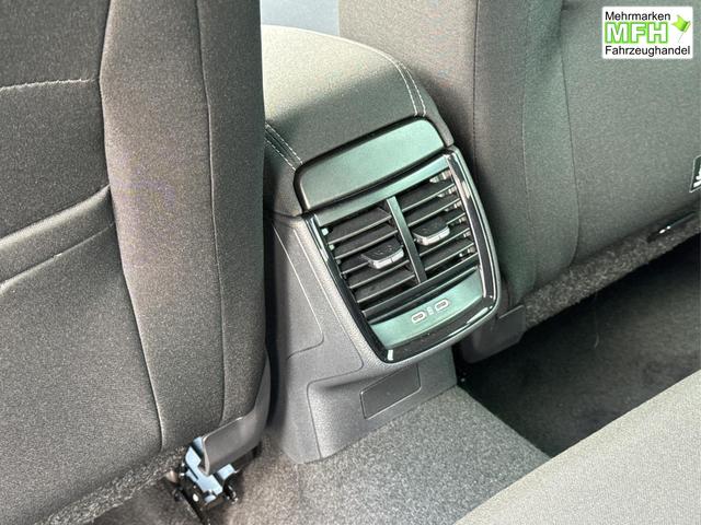 Skoda / Kamiq / Grau / / / SHZ+KAMERA+SMARTLINK+PDC+LED+16 ALU, Bei den verwendeten Bildern kann es sich um Beispielbilder handeln, ggf. teilweise mit Sonderausstattung.