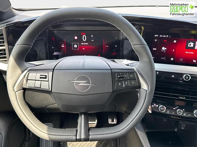 Opel / Mokka / Grau / / / SHZ+KAMERA+LED+PDC+17LM, Bei den verwendeten Bildern kann es sich um Beispielbilder handeln, ggf. teilweise mit Sonderausstattung.