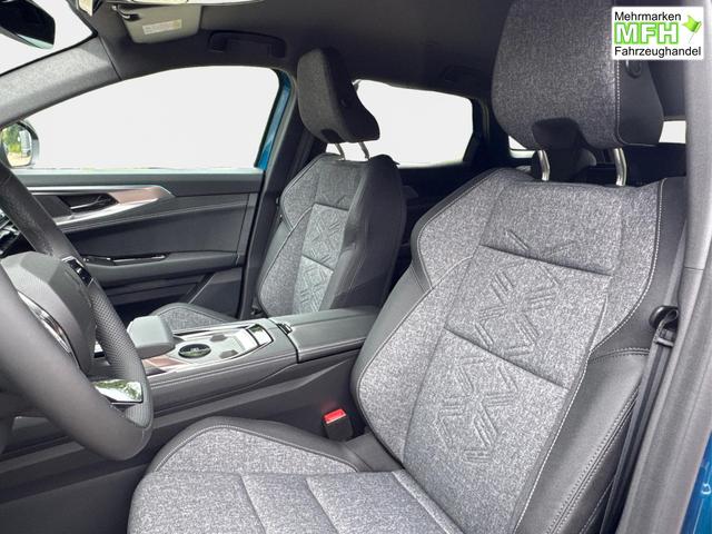 Renault / Austral / Blau / / / LED+KAMERA+PDC+19 LM, Bei den verwendeten Bildern kann es sich um Beispielbilder handeln, ggf. teilweise mit Sonderausstattung.