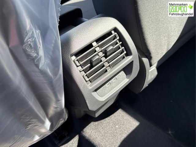 Volkswagen / Caddy Maxi / / / / Caddy Maxi KAMERA+APP+PDC+ACC+LANE ASSIST, Bei den verwendeten Bildern kann es sich um Beispielbilder handeln, ggf. teilweise mit Sonderausstattung.
