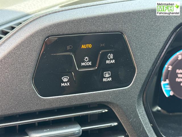 Volkswagen / Caddy Maxi / Grau / / / Caddy Maxi KAMERA+APP+PDC+ACC+LANE ASSIST, Bei den verwendeten Bildern kann es sich um Beispielbilder handeln, ggf. teilweise mit Sonderausstattung.