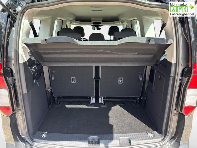 Volkswagen / Caddy Maxi / Grau / / / Caddy Maxi KAMERA+APP+PDC+ACC+LANE ASSIST, Bei den verwendeten Bildern kann es sich um Beispielbilder handeln, ggf. teilweise mit Sonderausstattung.