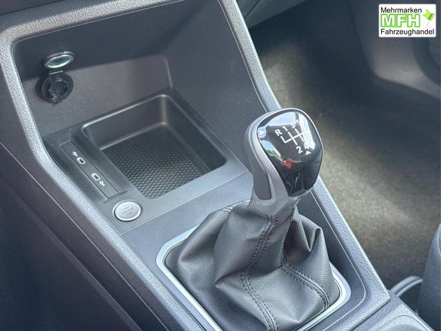 Volkswagen / Caddy Maxi / Grau / / / Caddy Maxi KAMERA+APP+PDC+ACC+LANE ASSIST, Bei den verwendeten Bildern kann es sich um Beispielbilder handeln, ggf. teilweise mit Sonderausstattung.