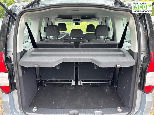 Volkswagen / Caddy Maxi / / / / Caddy Maxi KAMERA+APP+PDC+ACC+LANE ASSIST, Bei den verwendeten Bildern kann es sich um Beispielbilder handeln, ggf. teilweise mit Sonderausstattung.
