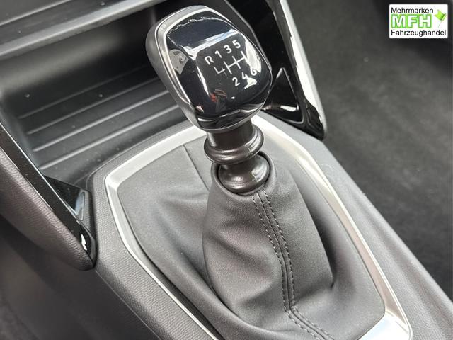 Peugeot / 208 / Schwarz / / / MAN6+SHZ+LED+PDC+TEMPOMAT, Bei den verwendeten Bildern kann es sich um Beispielbilder handeln, ggf. teilweise mit Sonderausstattung.