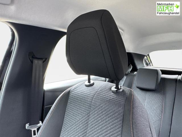Peugeot / 208 / Schwarz / / / MAN6+SHZ+LED+PDC+TEMPOMAT, Bei den verwendeten Bildern kann es sich um Beispielbilder handeln, ggf. teilweise mit Sonderausstattung.