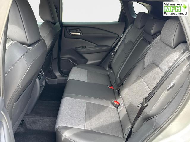 Nissan / Qashqai / Silber / / / KAMERA+ACC+PDC+EL.HECKKL.+SHZ+LED , Bei den verwendeten Bildern kann es sich um Beispielbilder handeln, ggf. teilweise mit Sonderausstattung.