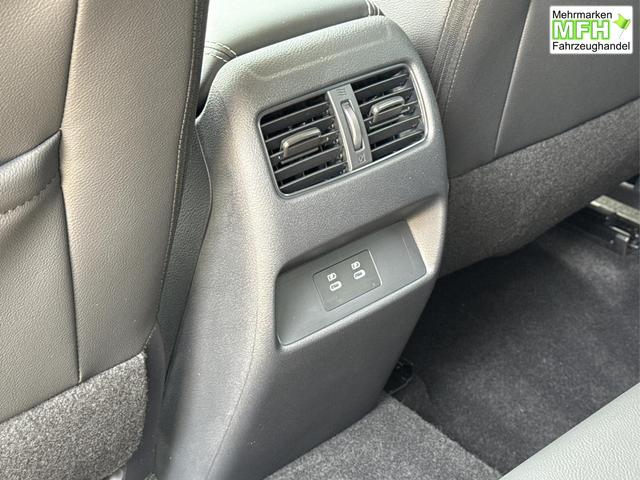 Nissan / Qashqai / Silber / / / KAMERA+ACC+PDC+EL.HECKKL.+SHZ+LED , Bei den verwendeten Bildern kann es sich um Beispielbilder handeln, ggf. teilweise mit Sonderausstattung.