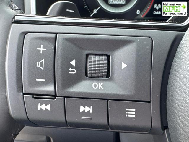 Nissan / Qashqai / Silber / / / KAMERA+ACC+PDC+EL.HECKKL.+SHZ+LED , Bei den verwendeten Bildern kann es sich um Beispielbilder handeln, ggf. teilweise mit Sonderausstattung.
