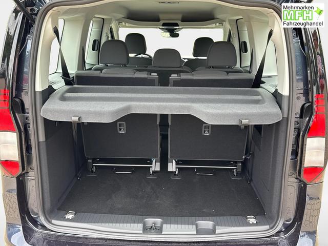 Volkswagen / Caddy Maxi / Blau / / / Caddy Maxi KAMERA+APP+PDC+ACC+LANE ASSIST, Bei den verwendeten Bildern kann es sich um Beispielbilder handeln, ggf. teilweise mit Sonderausstattung.
