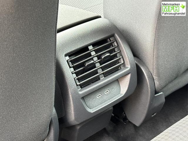 Volkswagen / Caddy Maxi / Blau / / / Caddy Maxi KAMERA+APP+PDC+ACC+LANE ASSIST, Bei den verwendeten Bildern kann es sich um Beispielbilder handeln, ggf. teilweise mit Sonderausstattung.