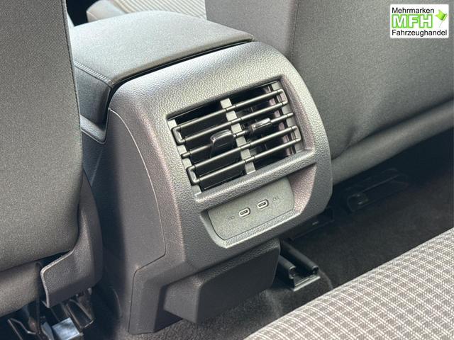 Volkswagen / Caddy Maxi / / / / Caddy Maxi KAMERA+APP+PDC+ACC+LANE ASSIST, Bei den verwendeten Bildern kann es sich um Beispielbilder handeln, ggf. teilweise mit Sonderausstattung.