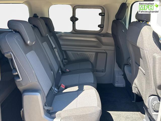 Volkswagen / T7 Caravelle / / / / KR+SHZ+AHK+GJR+KLIMAAUT.+ KAMERA+ PDC+ LED, Bei den verwendeten Bildern kann es sich um Beispielbilder handeln, ggf. teilweise mit Sonderausstattung.