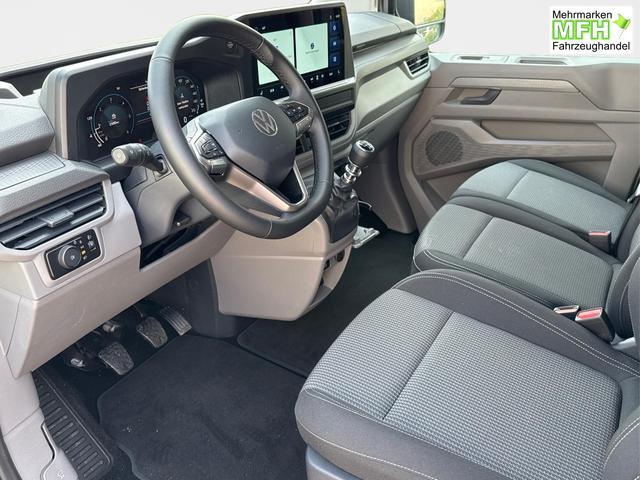 Volkswagen / T7 Caravelle / / / / LR+9 Sitze+AHK+KLIMAAUT.+KAMERA+PDC+LED, Bei den verwendeten Bildern kann es sich um Beispielbilder handeln, ggf. teilweise mit Sonderausstattung.