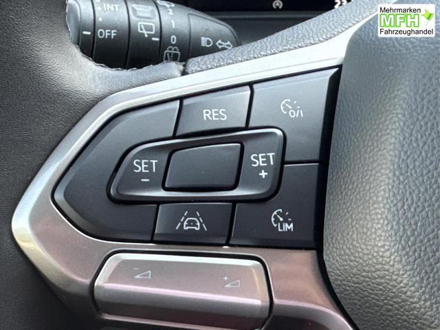 Volkswagen / T7 Caravelle / / / / LR+9 Sitze+AHK+KLIMAAUT.+KAMERA+PDC+LED, Bei den verwendeten Bildern kann es sich um Beispielbilder handeln, ggf. teilweise mit Sonderausstattung.