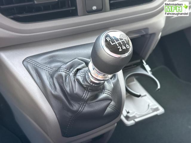 Volkswagen / T7 Caravelle / / / / LR+9 Sitze+AHK+KLIMAAUT.+KAMERA+PDC+LED, Bei den verwendeten Bildern kann es sich um Beispielbilder handeln, ggf. teilweise mit Sonderausstattung.