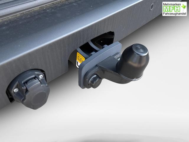 Volkswagen / T7 Caravelle / / / / LR+9 Sitze+AHK+KLIMAAUT.+KAMERA+PDC+LED, Bei den verwendeten Bildern kann es sich um Beispielbilder handeln, ggf. teilweise mit Sonderausstattung.