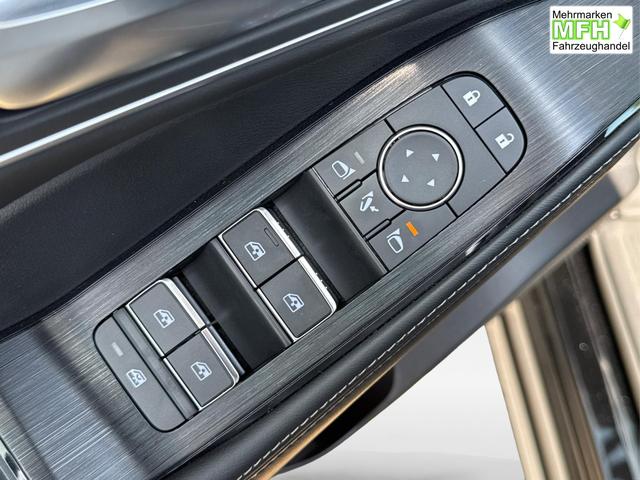 Nissan / X-Trail / Schwarz / / / BOSE+360 KAM+NAVI+SHZ+ACC+HuD+19 LM, Bei den verwendeten Bildern kann es sich um Beispielbilder handeln, ggf. teilweise mit Sonderausstattung.