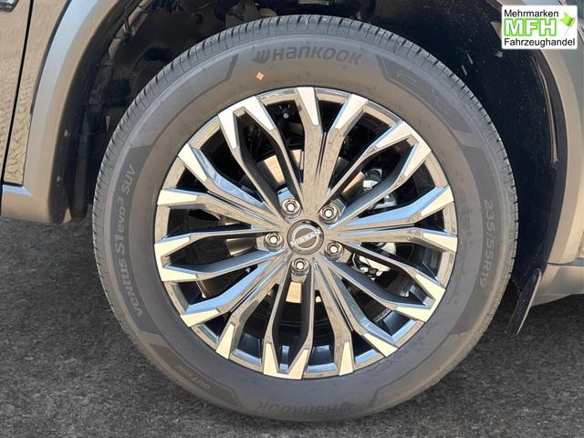 Nissan / X-Trail / Schwarz / / / BOSE+360 KAM+NAVI+SHZ+ACC+HuD+19 LM, Bei den verwendeten Bildern kann es sich um Beispielbilder handeln, ggf. teilweise mit Sonderausstattung.