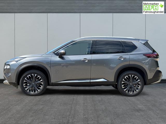 Nissan / X-Trail / Grau / / / BOSE+360 KAM+NAVI+SHZ+ACC+HuD+19 LM, Bei den verwendeten Bildern kann es sich um Beispielbilder handeln, ggf. teilweise mit Sonderausstattung.
