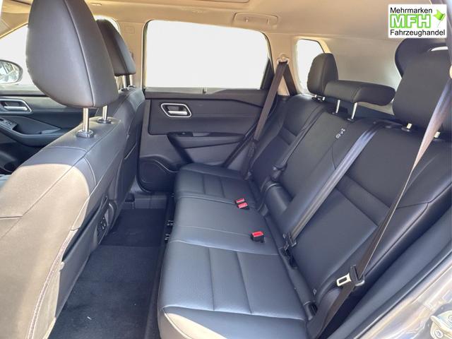 Nissan / X-Trail / Grau / / / BOSE+360 KAM+NAVI+SHZ+ACC+HuD+19 LM, Bei den verwendeten Bildern kann es sich um Beispielbilder handeln, ggf. teilweise mit Sonderausstattung.