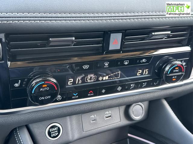 Nissan / X-Trail / Grau / / / BOSE+360 KAM+NAVI+SHZ+ACC+HuD+19 LM, Bei den verwendeten Bildern kann es sich um Beispielbilder handeln, ggf. teilweise mit Sonderausstattung.