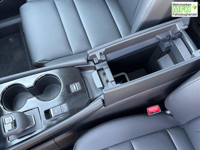 Nissan / X-Trail / Silber / / / 360 KAM+NAVI+SHZ+ACC+HuD+19 LM, Bei den verwendeten Bildern kann es sich um Beispielbilder handeln, ggf. teilweise mit Sonderausstattung.