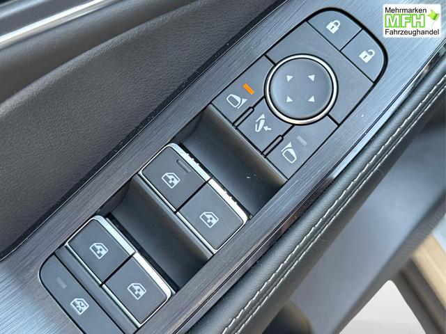 Nissan / X-Trail / Silber / / / 360 KAM+NAVI+SHZ+ACC+HuD+19 LM, Bei den verwendeten Bildern kann es sich um Beispielbilder handeln, ggf. teilweise mit Sonderausstattung.