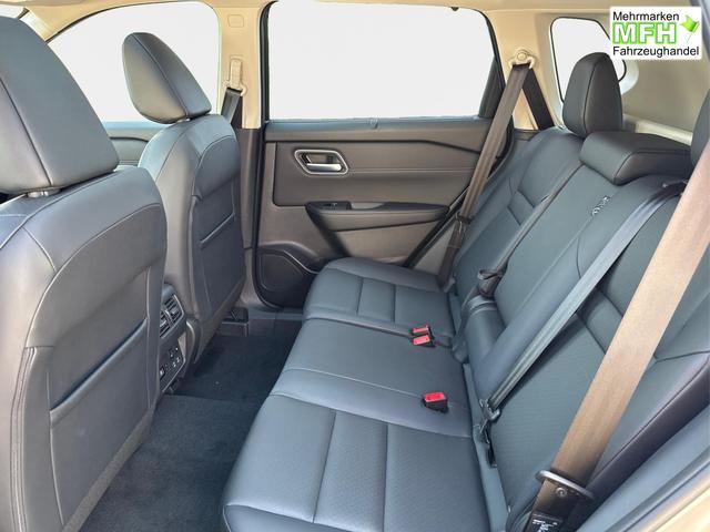 Nissan / X-Trail / Silber / / / 360 KAM+NAVI+SHZ+ACC+HuD+19 LM, Bei den verwendeten Bildern kann es sich um Beispielbilder handeln, ggf. teilweise mit Sonderausstattung.