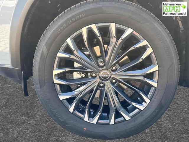 Nissan / X-Trail / Grau / / / 360 KAM+NAVI+SHZ+ACC+HuD+19 LM, Bei den verwendeten Bildern kann es sich um Beispielbilder handeln, ggf. teilweise mit Sonderausstattung.