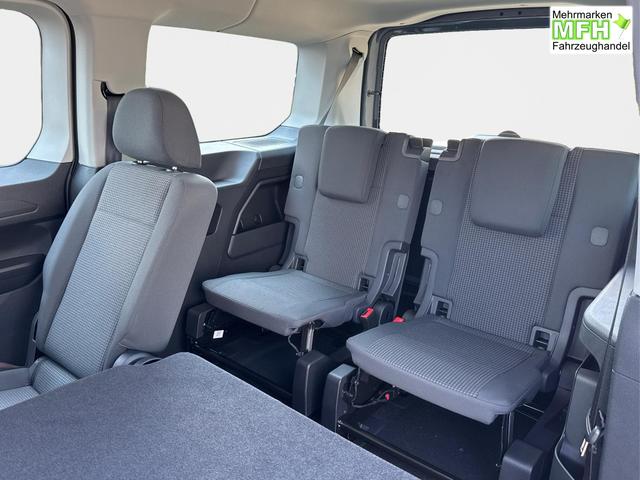 Volkswagen / Caddy Maxi / / / / Caddy Maxi KAMERA+APP+PDC+ACC+LANE ASSIST, Bei den verwendeten Bildern kann es sich um Beispielbilder handeln, ggf. teilweise mit Sonderausstattung.