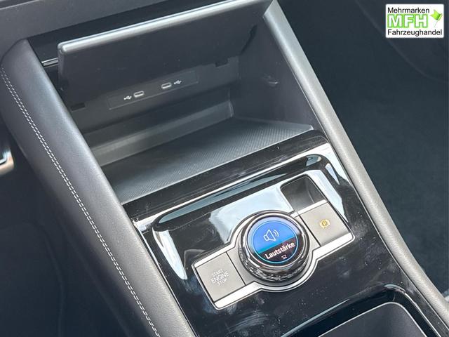 Volkswagen / Tayron / Silber / / / PLUG-IN+PANO+AHK+HuD+MATRIX+360 KAM+20ALU+ACC+eHK+BLACK STYLE