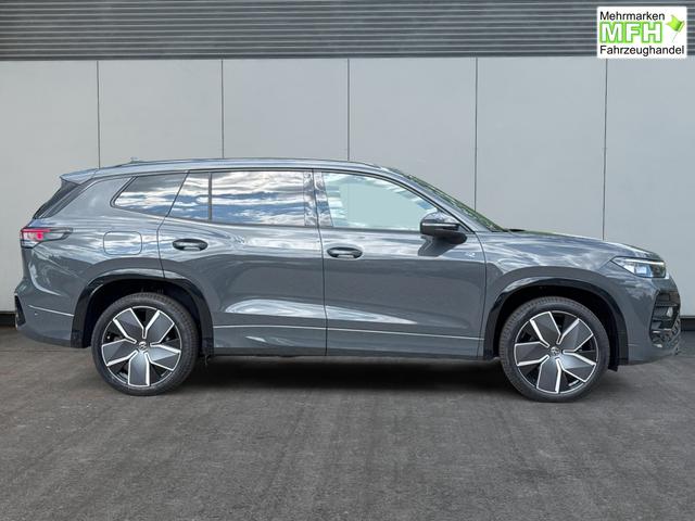 Volkswagen / Tayron / Grau / / / PLUG-IN+PANO+AHK+HuD+MATRIX+360 KAM+20ALU+ACC+eHK+BLACK STYLE